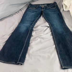 American Eagle low rise Artist jeans